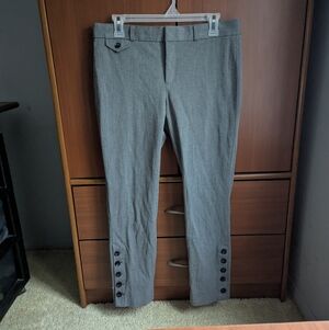 Banana Republic Sloan ankle pant with button hem size 6 light grey